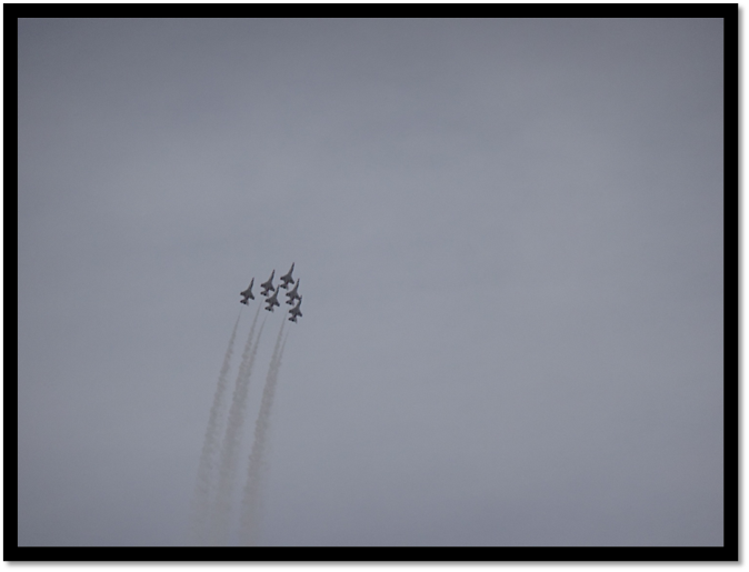 A group of jets flying in the sky

AI-generated content may be incorrect.