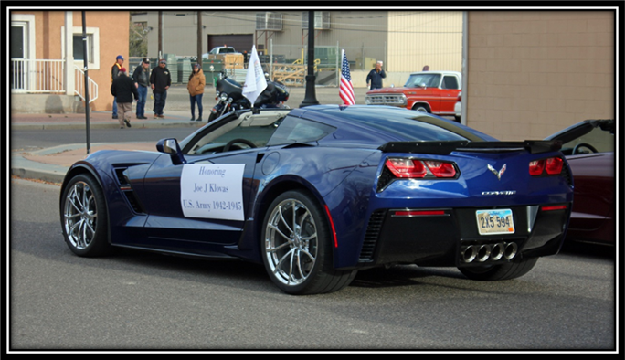 A car parked on the side of the road

Description automatically generated with low confidence